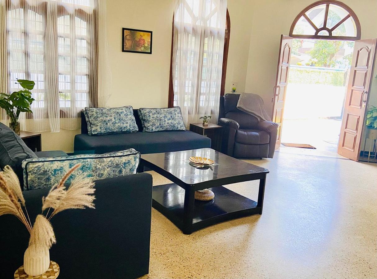 Roshani Pool Villa Gurgaon - 7Br #Privatepool #Villa #Bungalow #Garden #Staycation Exterior photo